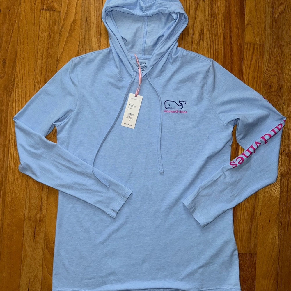 BRAND NEW with Tags Vineyard Vines LS Graphic Hoodie Edgartown Whale Tee